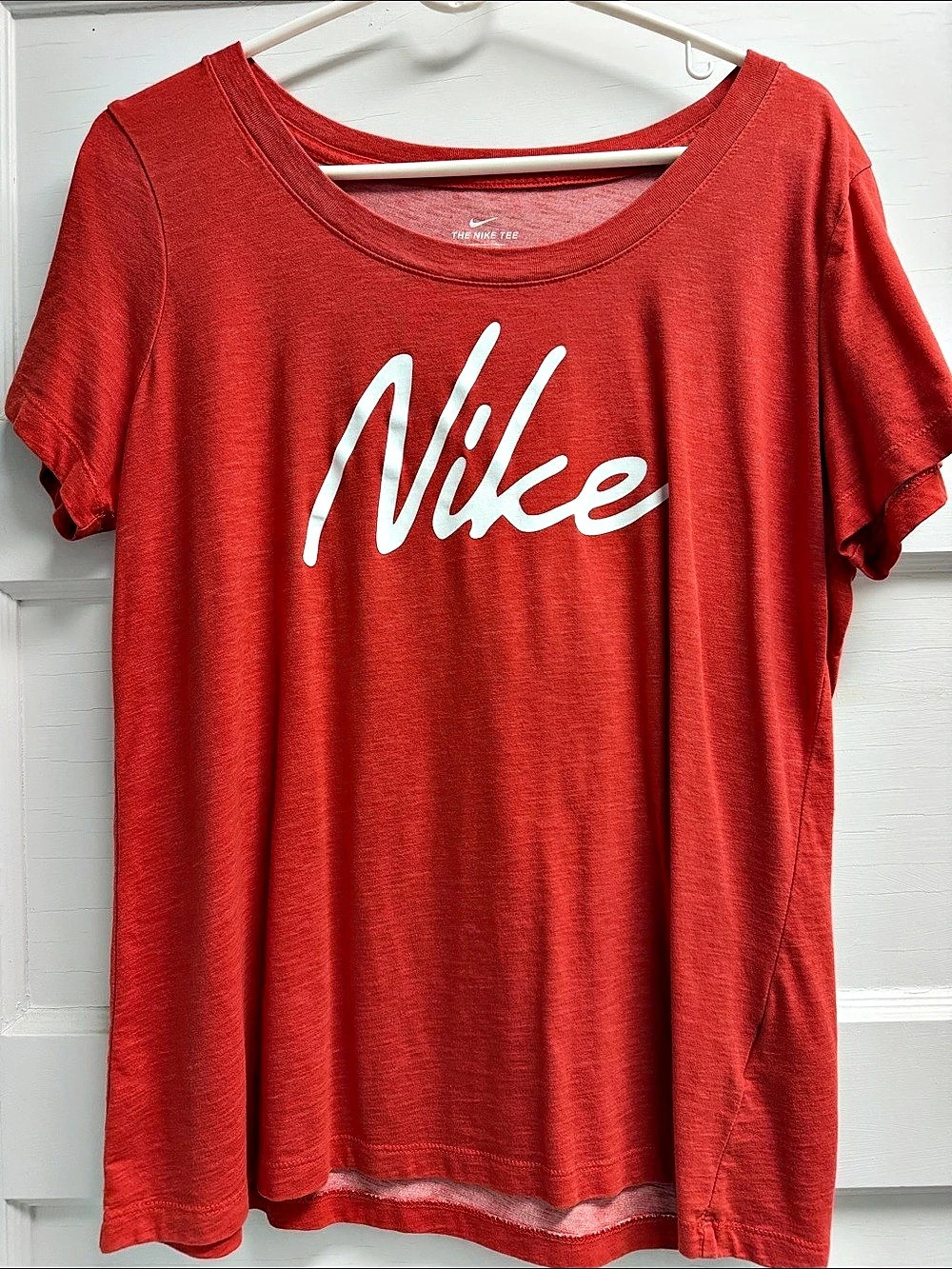 Nike The Nike Tee Dri-FIT Short Sleeve Tee in Orange Size Large